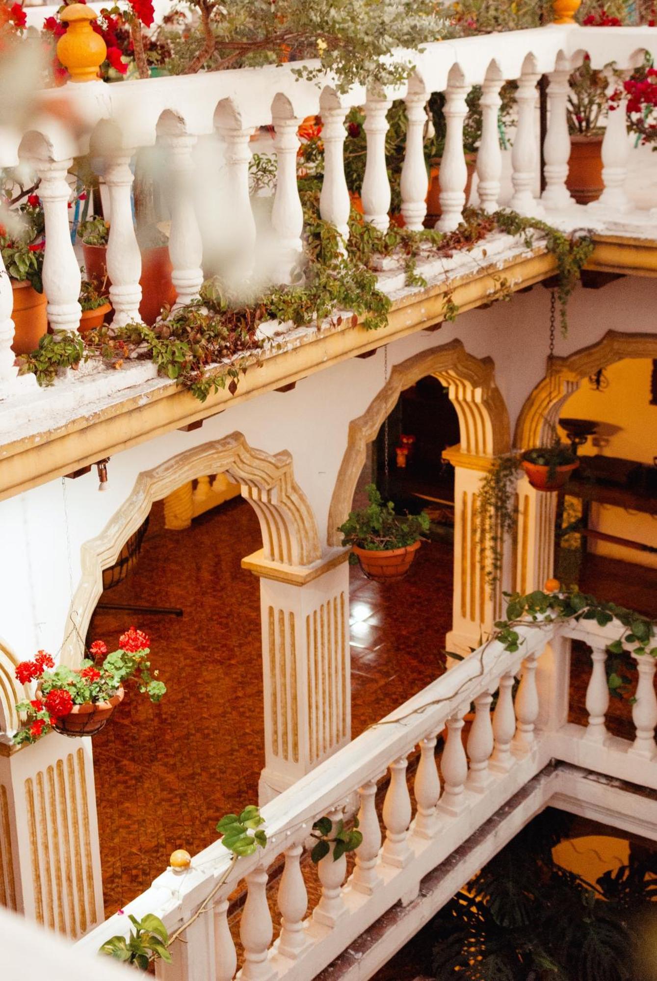 Hotel Gran Plaza Euromaya アンティグア・グアテマラ エクステリア 写真